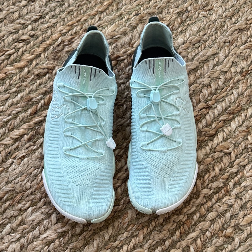 Vivo barefoot Women’s Lightweight Knit Sneakers in Mint